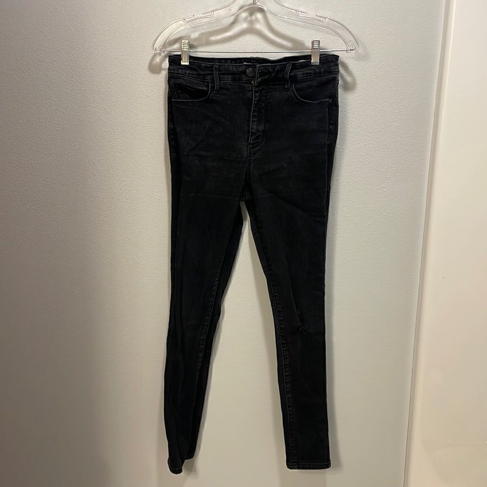 social Standard by Sanctuary woman’s black straight jeans